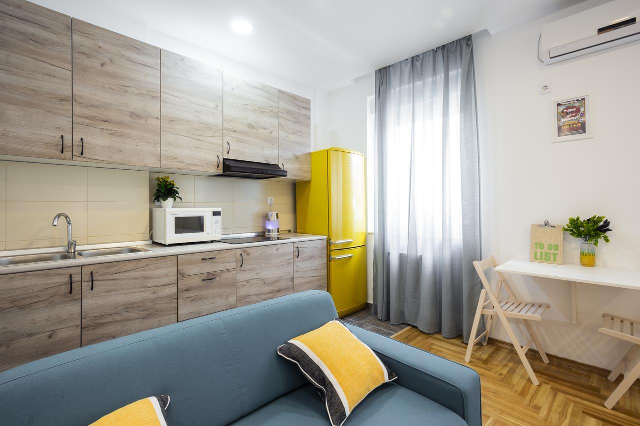 Giallo Apartment - Free Private Parking Novi Sad Exterior photo